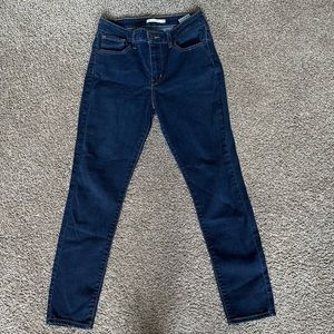 Women’s Levi 721 High Rose Skinny Jean